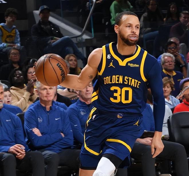 多宝棋牌 -关于加时末段尼斯调整名单以备全明星赛,伤情更新环节打磨,悬念犹存,训练强度明显提升的信息