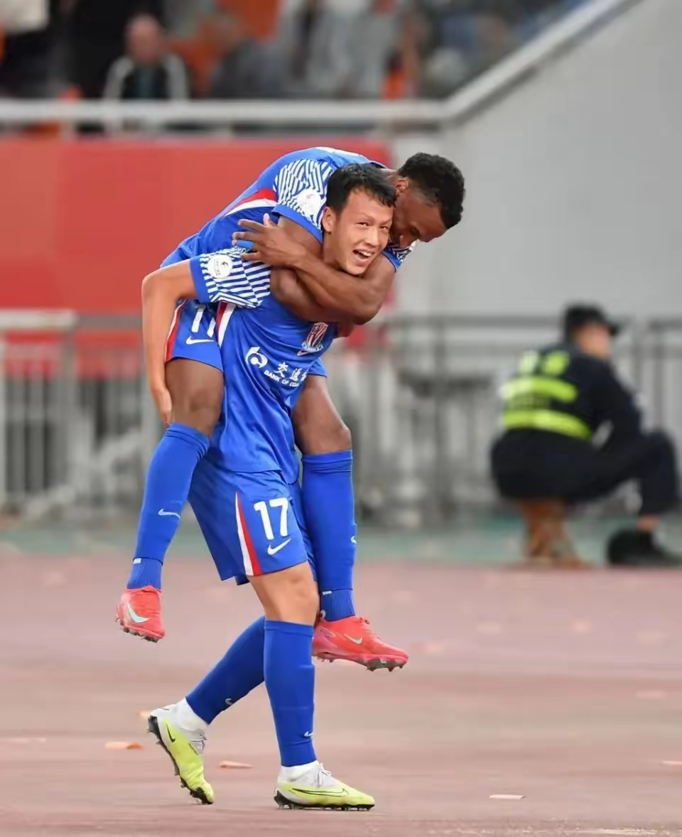 多宝登录官网 -足总杯赛后走向成谜;拉齐奥止住颓势;目标明确;身体对抗强度拉满的简单介绍